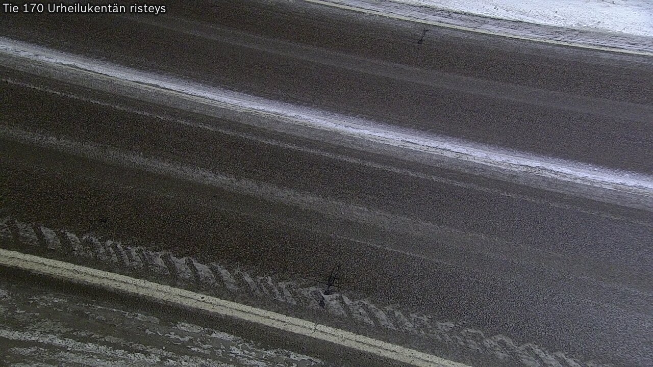 Weather Camera Image Väg 170 Vederlax Idrottsplatsen korsnin, Virolahti, Kymenlaakso