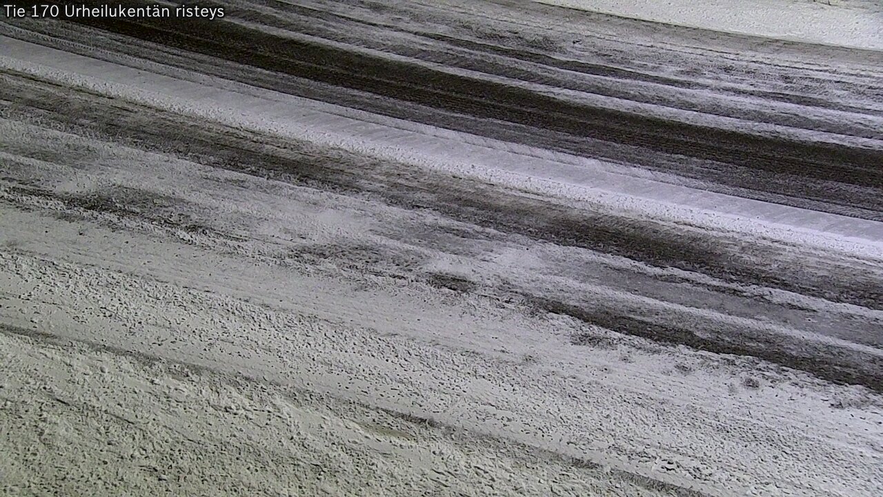 Weather Camera Image Väg 170 Vederlax Idrottsplatsen korsnin, Virolahti, Kymenlaakso