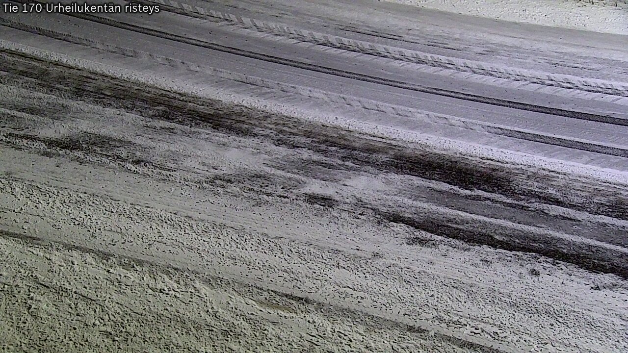 Weather Camera Image Väg 170 Vederlax Idrottsplatsen korsnin, Virolahti, Kymenlaakso