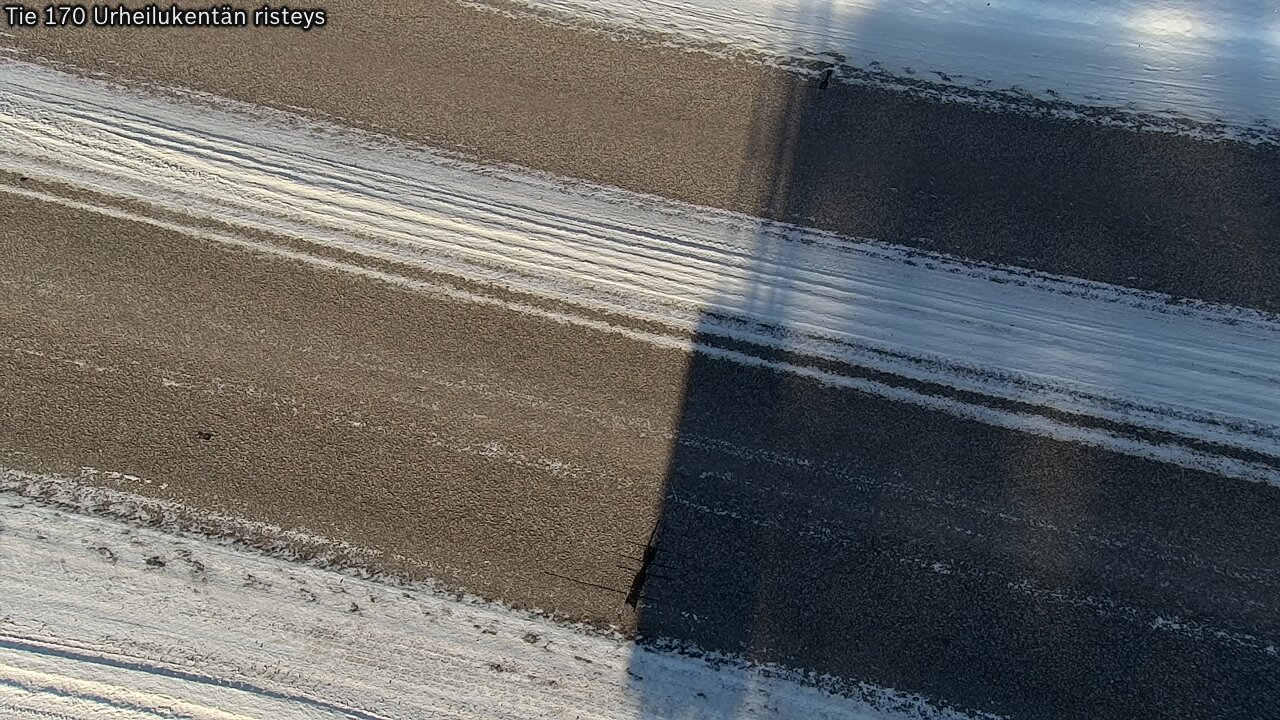 Weather Camera Image Väg 170 Vederlax Idrottsplatsen korsnin, Virolahti, Kymenlaakso