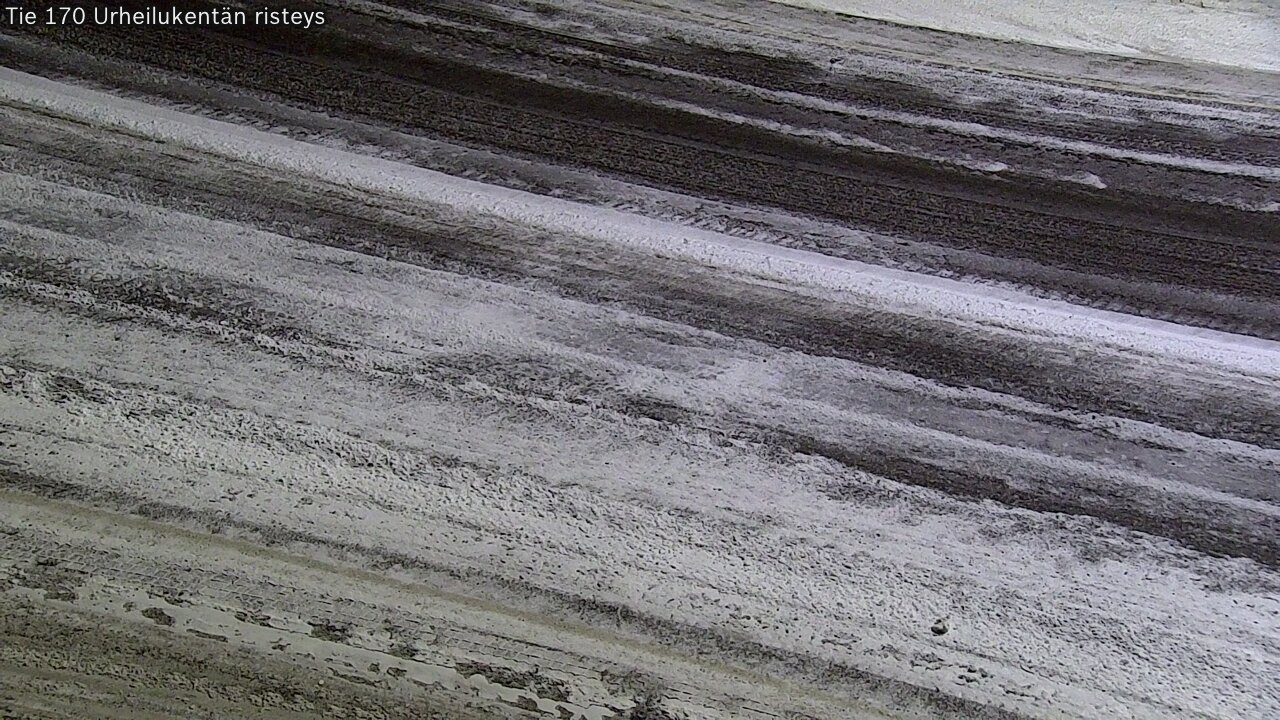 Weather Camera Image Väg 170 Vederlax Idrottsplatsen korsnin, Virolahti, Kymenlaakso