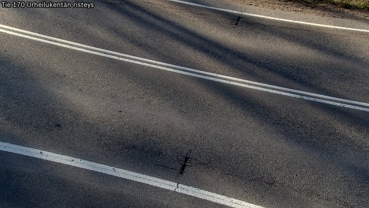 Weather Camera Image Väg 170 Vederlax Idrottsplatsen korsnin, Virolahti, Kymenlaakso