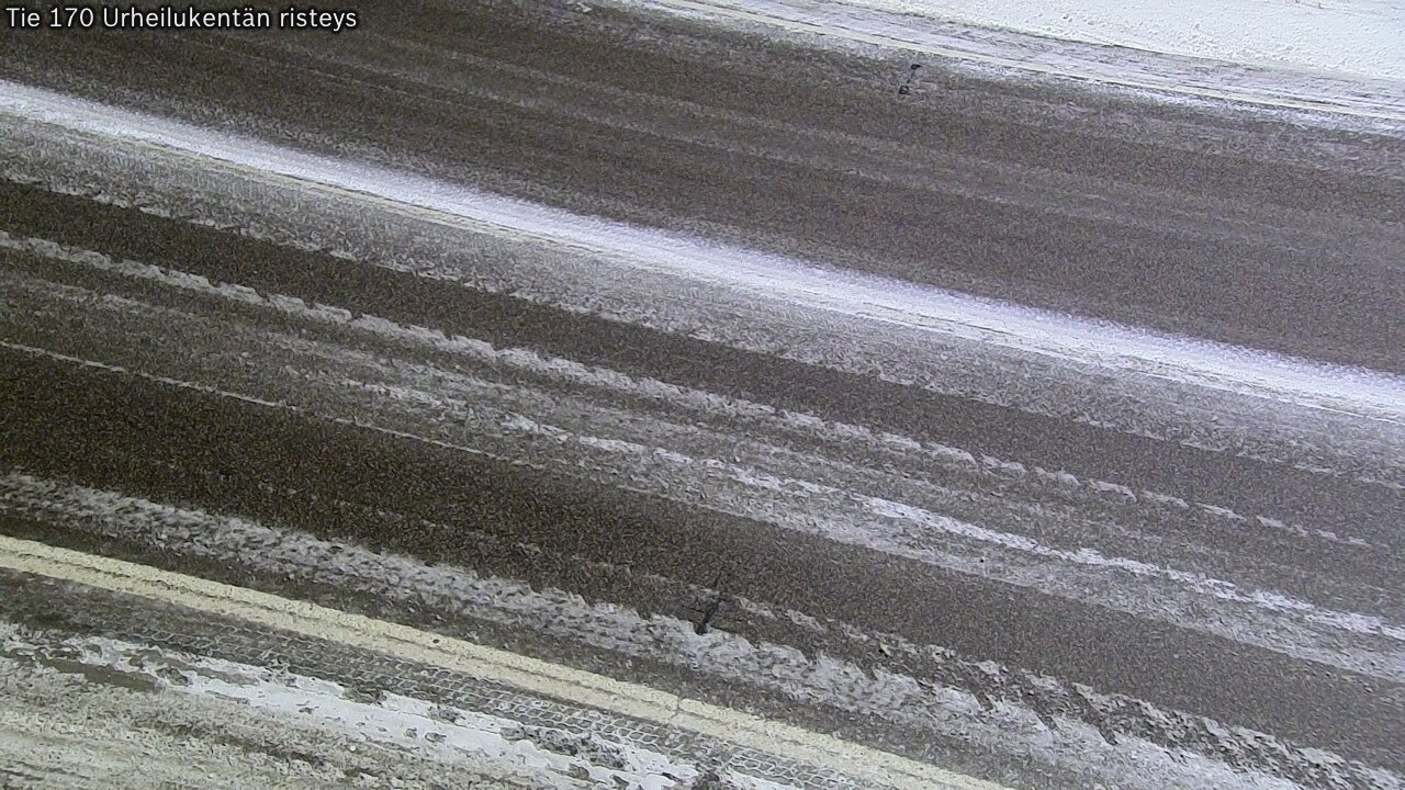 Weather Camera Image Väg 170 Vederlax Idrottsplatsen korsnin, Virolahti, Kymenlaakso