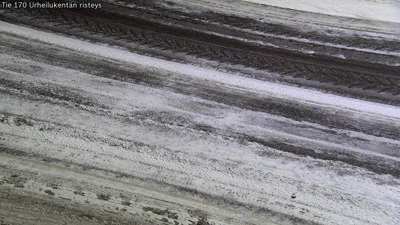 Weather Camera Image Väg 170 Vederlax Idrottsplatsen korsnin, Virolahti, Kymenlaakso