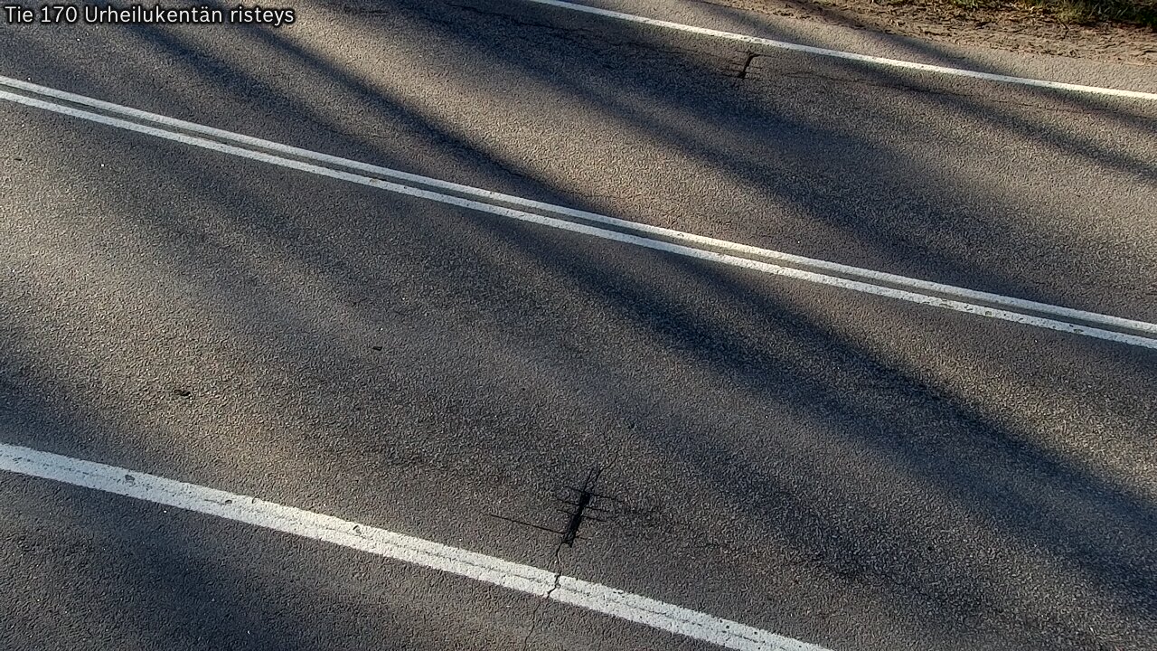 Weather Camera Image Väg 170 Vederlax Idrottsplatsen korsnin, Virolahti, Kymenlaakso