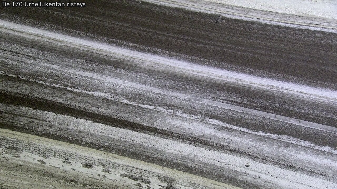 Weather Camera Image Väg 170 Vederlax Idrottsplatsen korsnin, Virolahti, Kymenlaakso