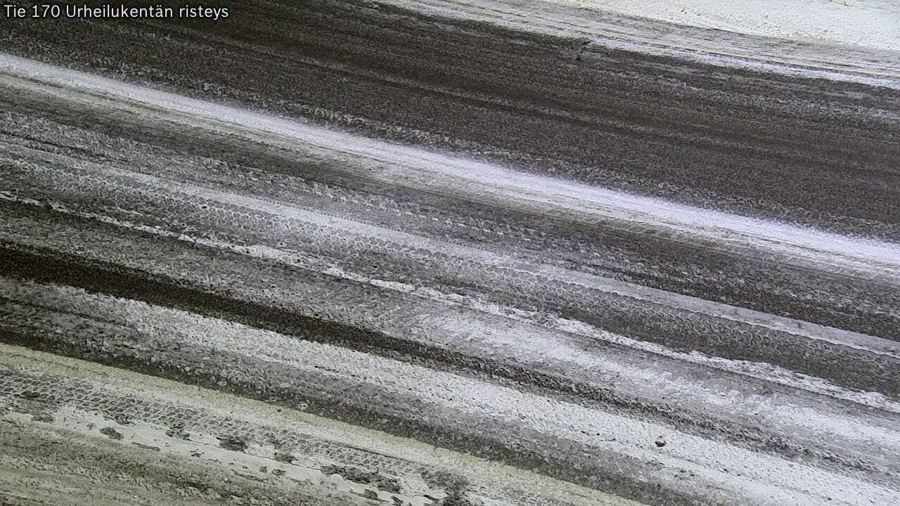 Weather Camera Image Väg 170 Vederlax Idrottsplatsen korsnin, Virolahti, Kymenlaakso