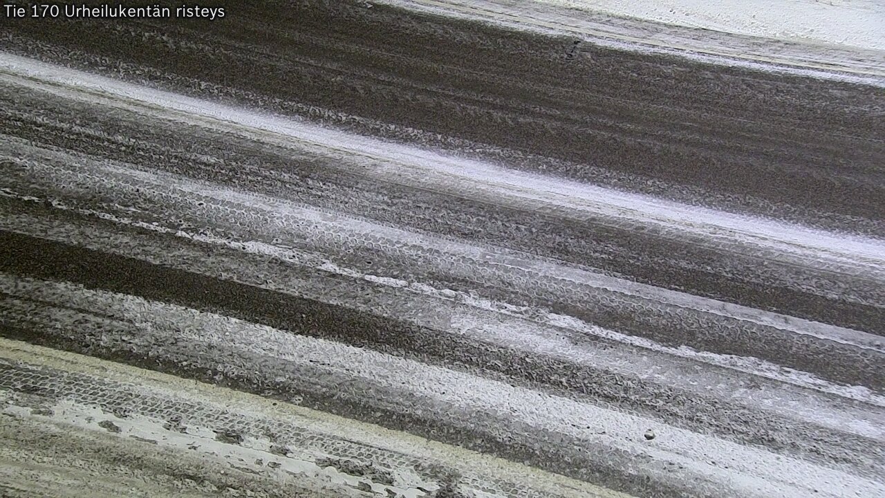 Weather Camera Image Väg 170 Vederlax Idrottsplatsen korsnin, Virolahti, Kymenlaakso