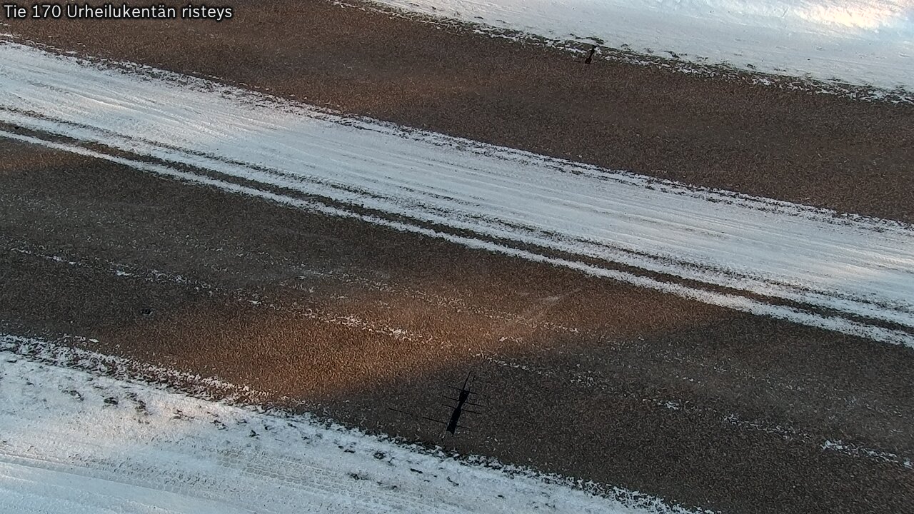 Weather Camera Image Väg 170 Vederlax Idrottsplatsen korsnin, Virolahti, Kymenlaakso