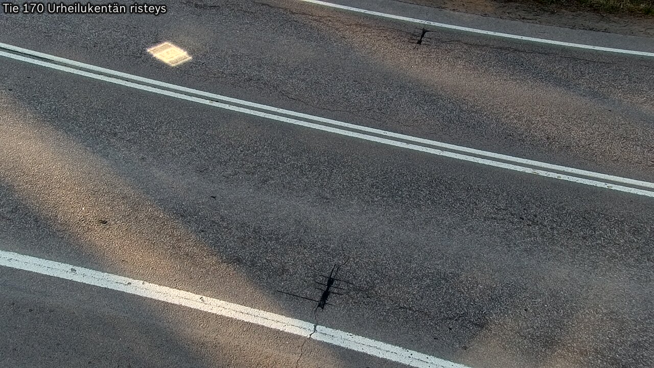 Weather Camera Image Väg 170 Vederlax Idrottsplatsen korsnin, Virolahti, Kymenlaakso