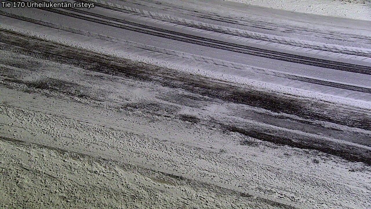 Weather Camera Image Väg 170 Vederlax Idrottsplatsen korsnin, Virolahti, Kymenlaakso