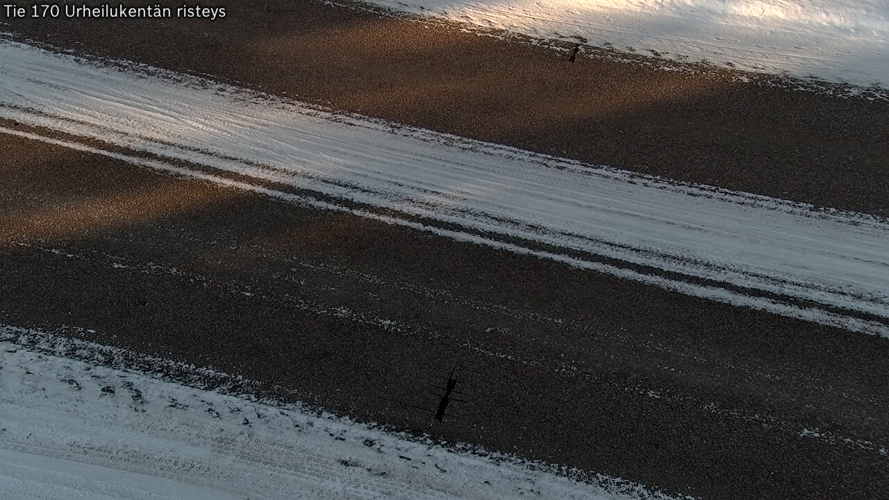 Weather Camera Image Väg 170 Vederlax Idrottsplatsen korsnin, Virolahti, Kymenlaakso