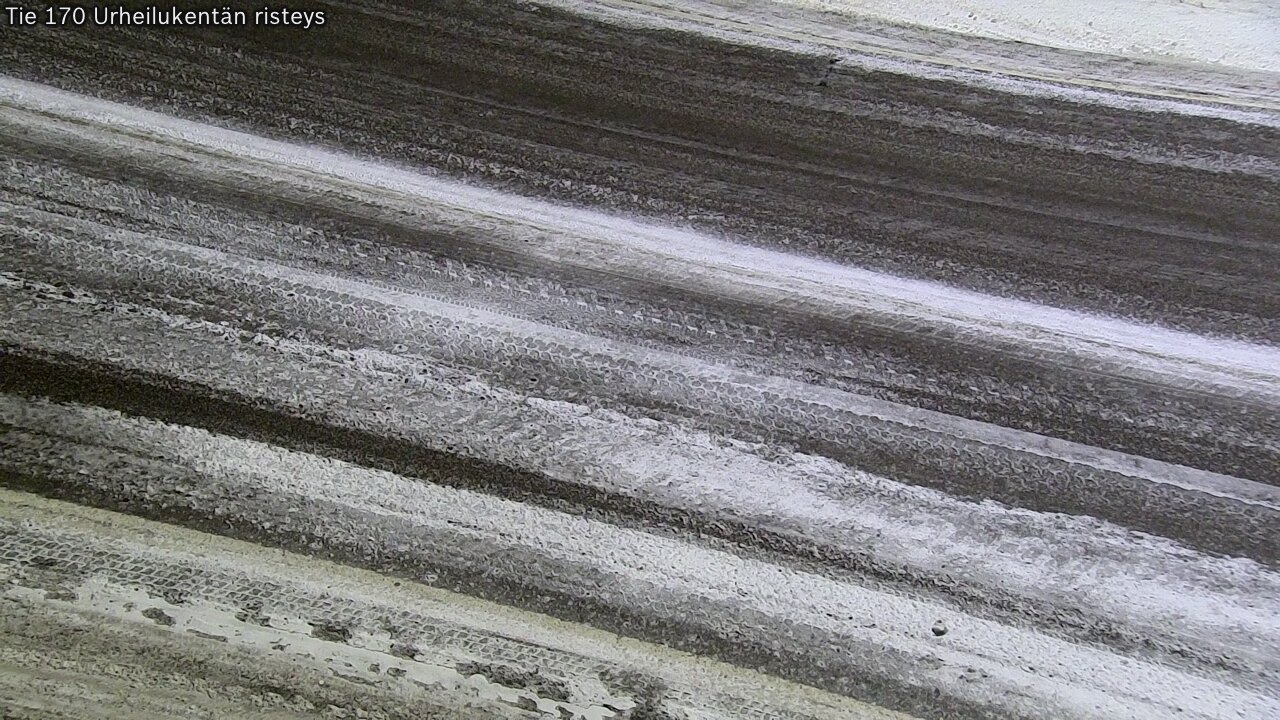 Weather Camera Image Väg 170 Vederlax Idrottsplatsen korsnin, Virolahti, Kymenlaakso