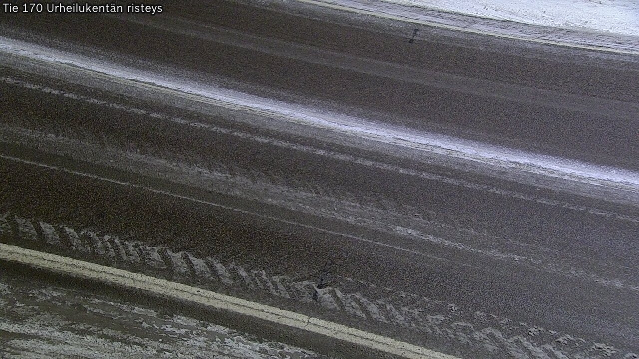 Weather Camera Image Väg 170 Vederlax Idrottsplatsen korsnin, Virolahti, Kymenlaakso