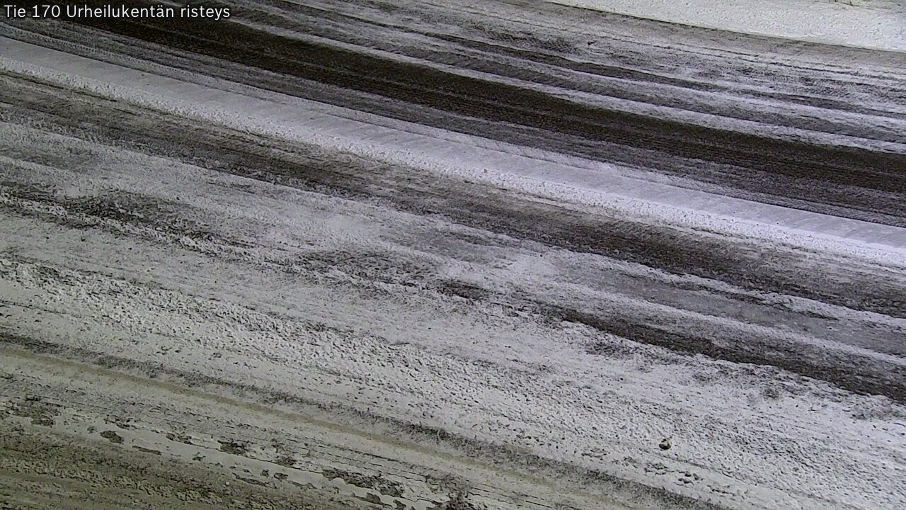 Weather Camera Image Väg 170 Vederlax Idrottsplatsen korsnin, Virolahti, Kymenlaakso