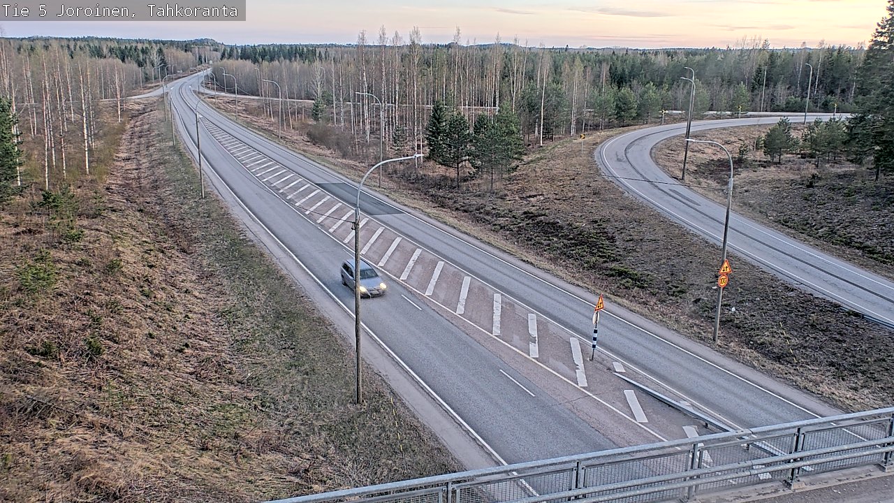 Weather Camera Image Väg 5 Jorois, Tahkoranta, Joroinen, Pohjois-Savo