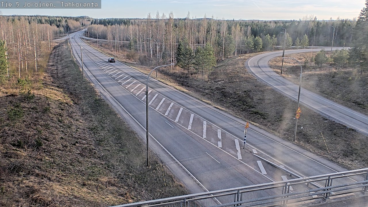 Weather Camera Image Väg 5 Jorois, Tahkoranta, Joroinen, Pohjois-Savo