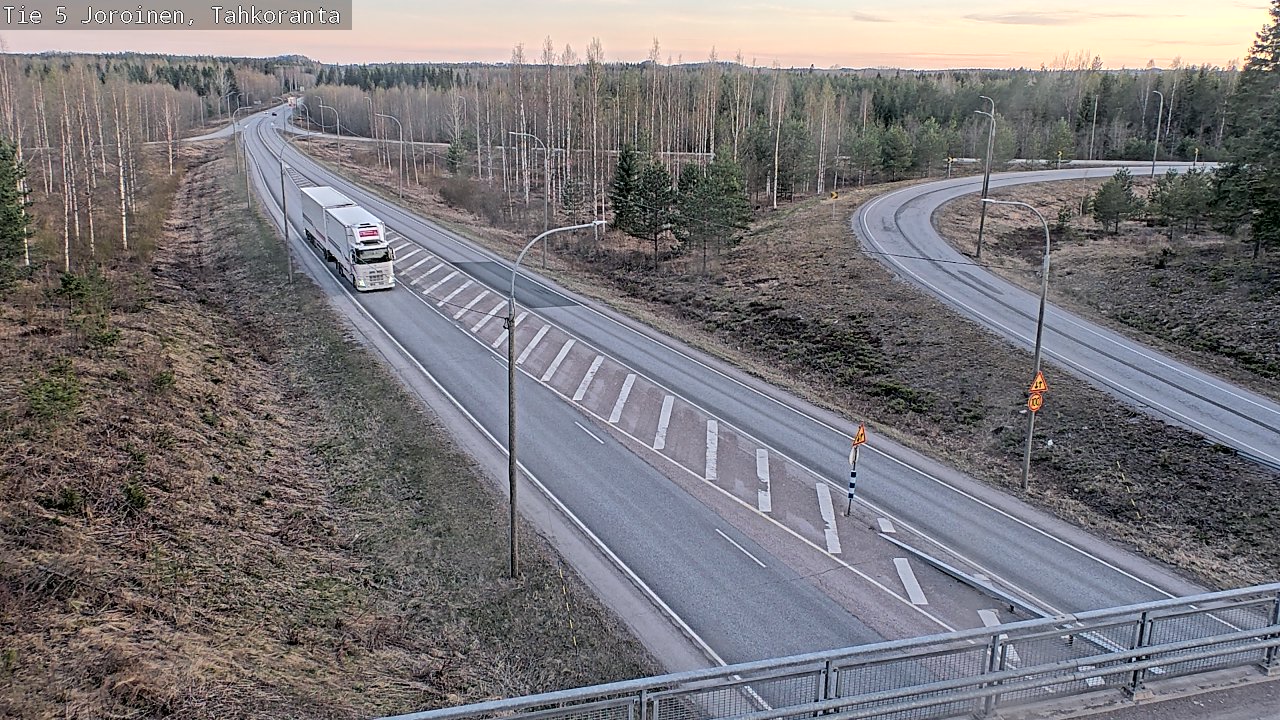 Weather Camera Image Väg 5 Jorois, Tahkoranta, Joroinen, Pohjois-Savo