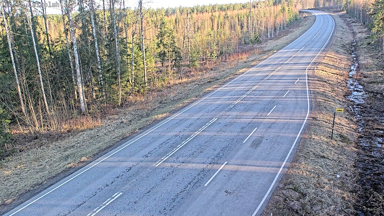 Weather Camera Image Väg 15 Laivolahti, Mäntyharju, Etelä-Savo