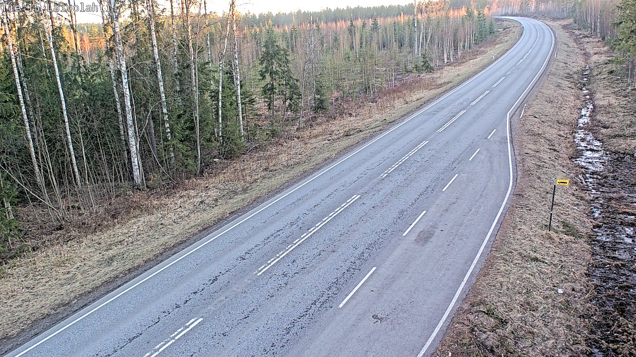 Weather Camera Image Väg 15 Laivolahti, Mäntyharju, Etelä-Savo