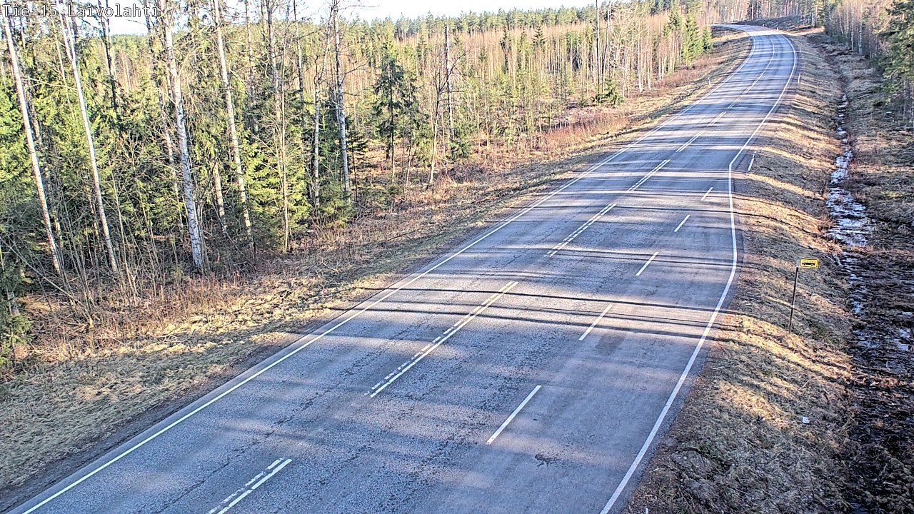 Weather Camera Image Väg 15 Laivolahti, Mäntyharju, Etelä-Savo