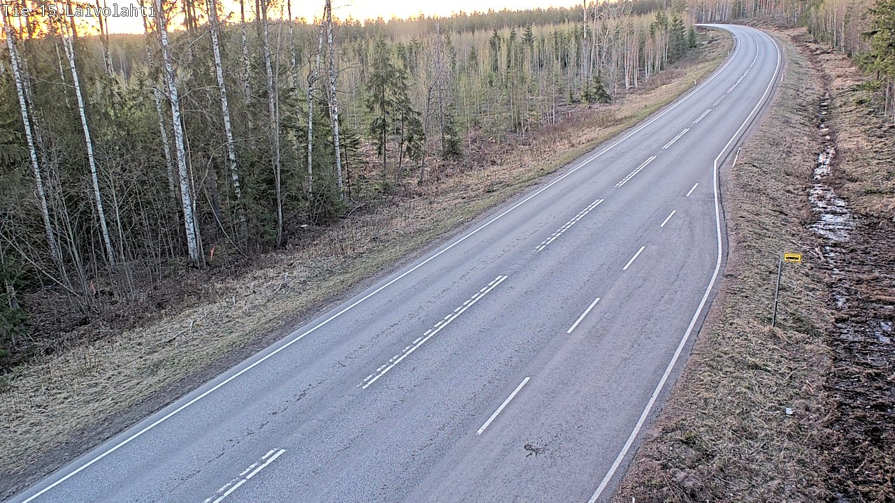 Weather Camera Image Väg 15 Laivolahti, Mäntyharju, Etelä-Savo