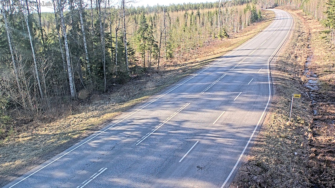 Weather Camera Image Väg 15 Laivolahti, Mäntyharju, Etelä-Savo
