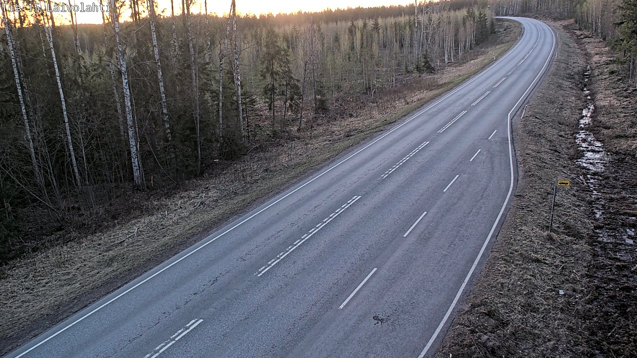 Weather Camera Image Väg 15 Laivolahti, Mäntyharju, Etelä-Savo