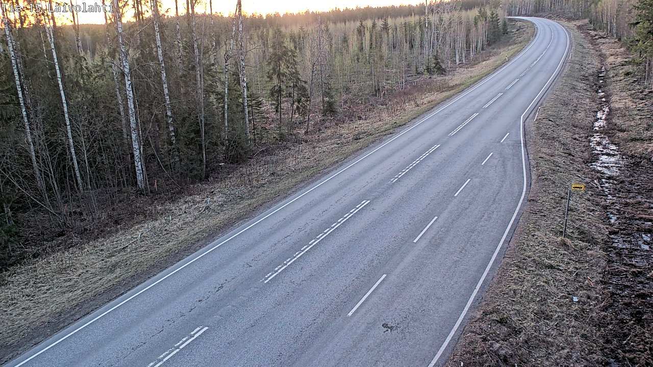 Weather Camera Image Väg 15 Laivolahti, Mäntyharju, Etelä-Savo