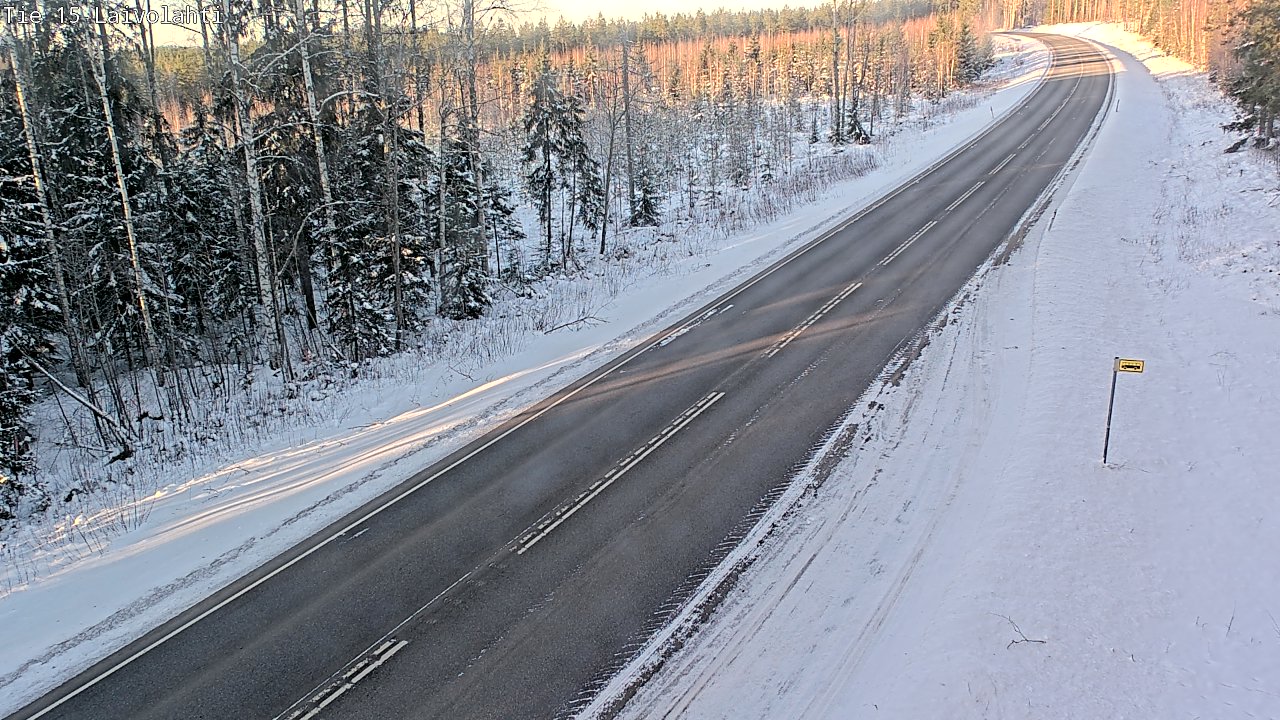Weather Camera Image Väg 15 Laivolahti, Mäntyharju, Etelä-Savo