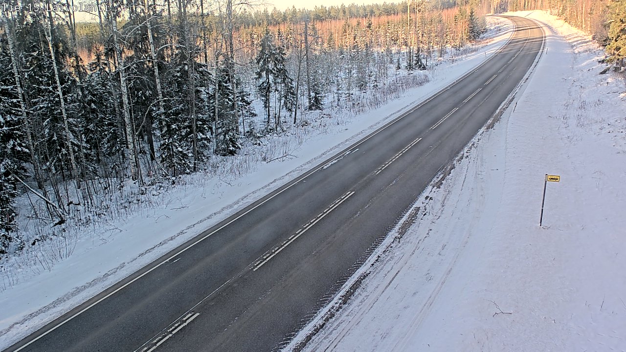 Weather Camera Image Väg 15 Laivolahti, Mäntyharju, Etelä-Savo