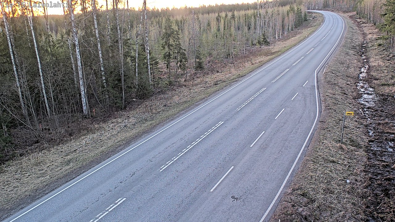 Weather Camera Image Väg 15 Laivolahti, Mäntyharju, Etelä-Savo