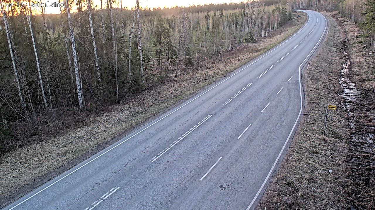 Weather Camera Image Väg 15 Laivolahti, Mäntyharju, Etelä-Savo