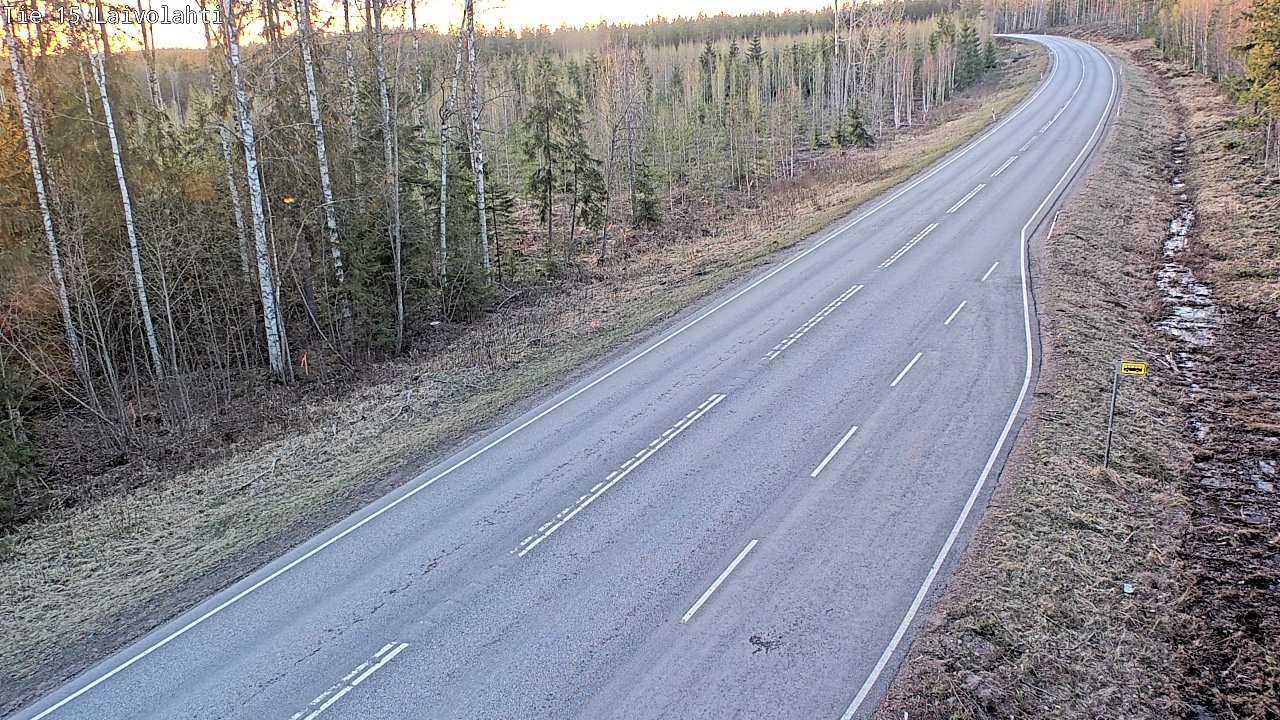 Weather Camera Image Väg 15 Laivolahti, Mäntyharju, Etelä-Savo