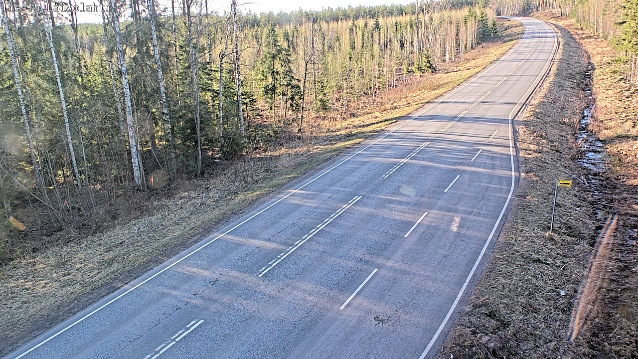 Weather Camera Image Väg 15 Laivolahti, Mäntyharju, Etelä-Savo