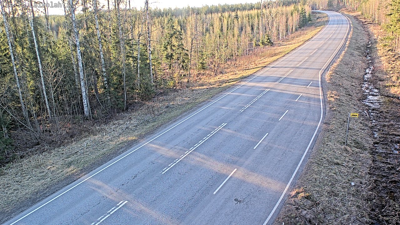 Weather Camera Image Väg 15 Laivolahti, Mäntyharju, Etelä-Savo