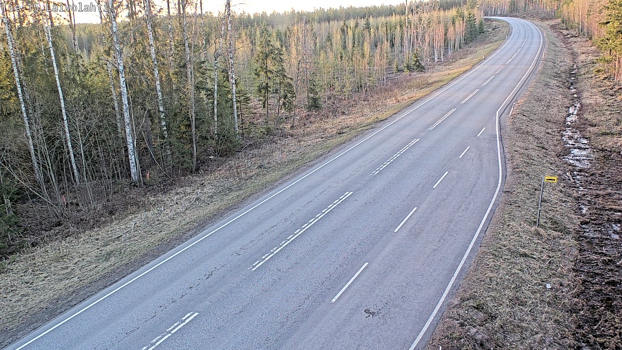 Weather Camera Image Väg 15 Laivolahti, Mäntyharju, Etelä-Savo