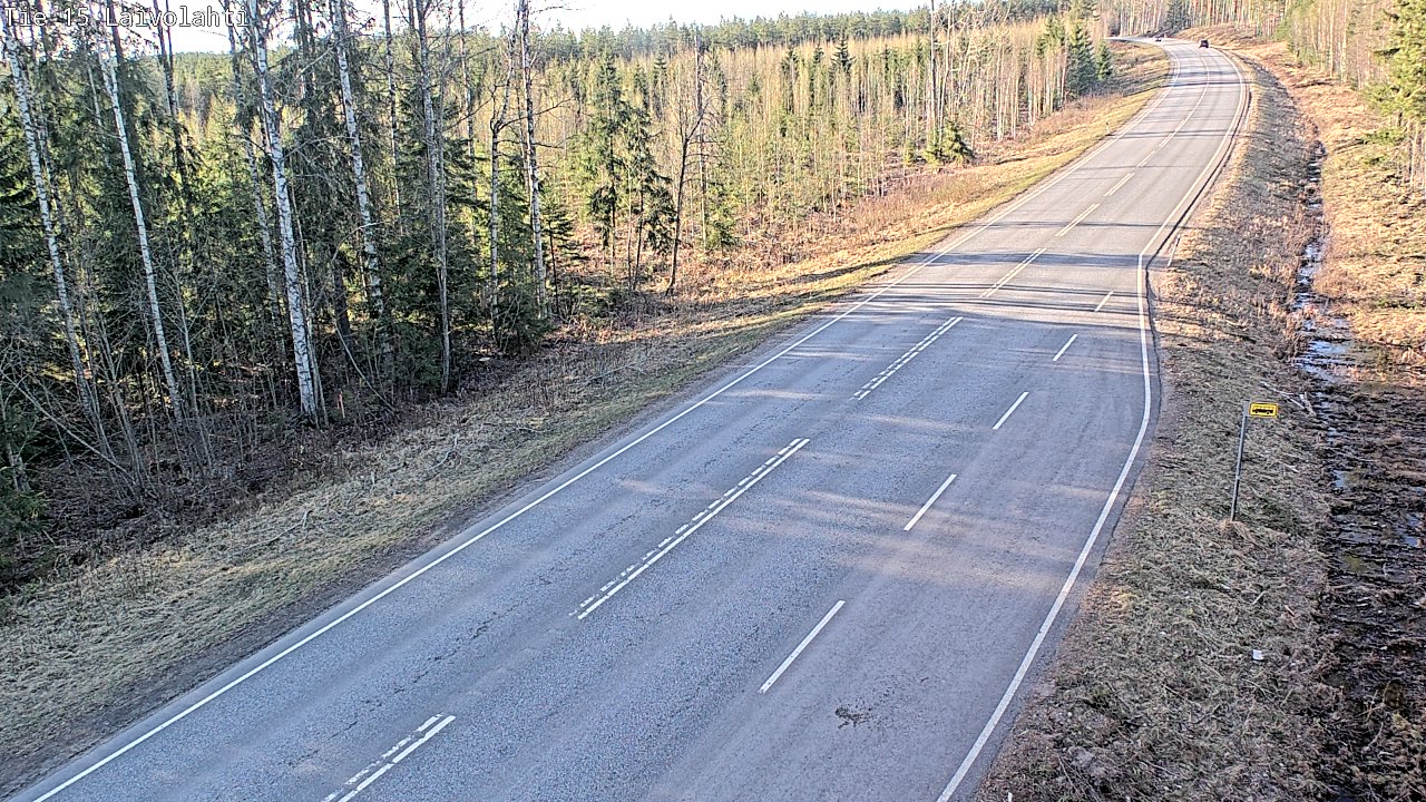 Weather Camera Image Väg 15 Laivolahti, Mäntyharju, Etelä-Savo