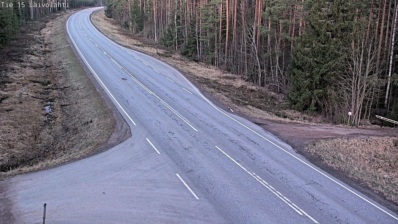 Weather Camera Image Väg 15 Laivolahti, Mäntyharju, Etelä-Savo