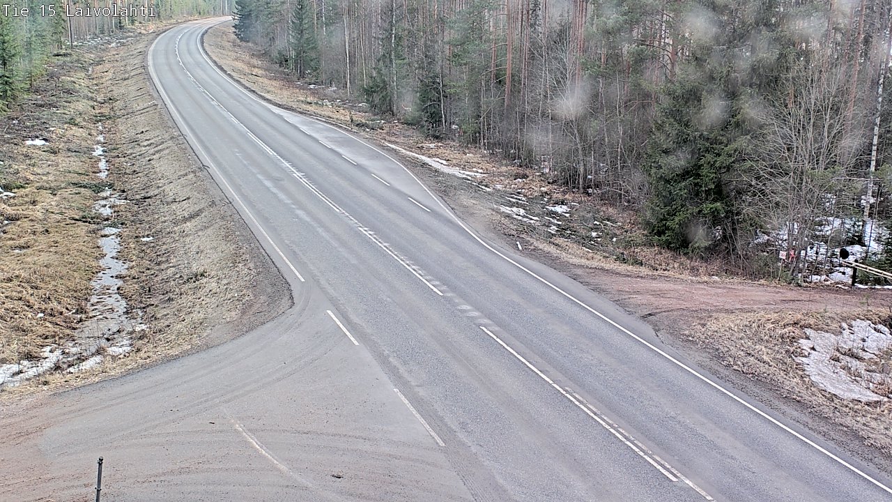 Weather Camera Image Väg 15 Laivolahti, Mäntyharju, Etelä-Savo
