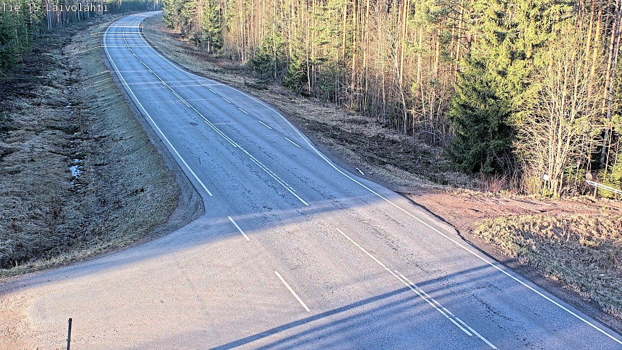 Weather Camera Image Väg 15 Laivolahti, Mäntyharju, Etelä-Savo