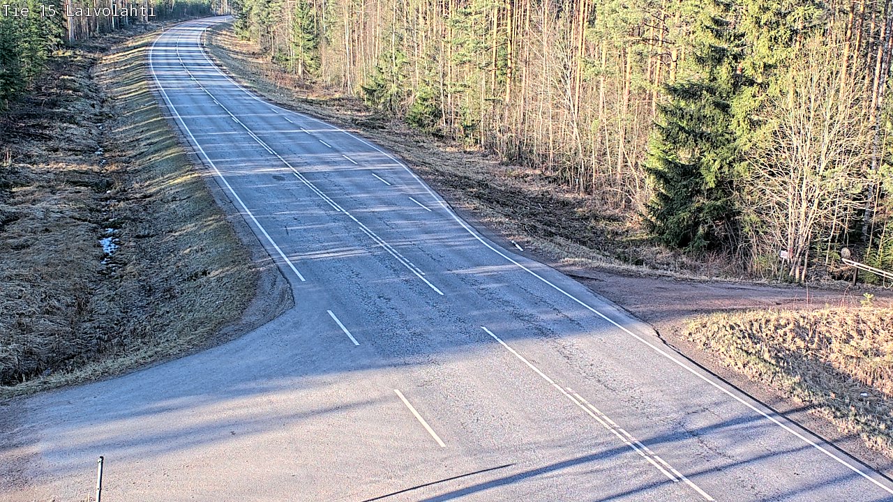 Weather Camera Image Väg 15 Laivolahti, Mäntyharju, Etelä-Savo