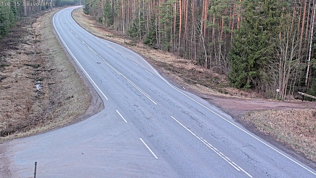 Weather Camera Image Väg 15 Laivolahti, Mäntyharju, Etelä-Savo