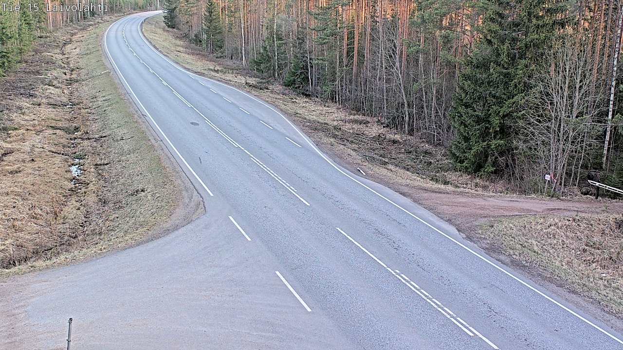 Weather Camera Image Väg 15 Laivolahti, Mäntyharju, Etelä-Savo
