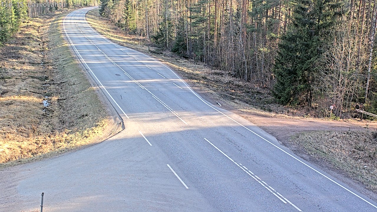 Weather Camera Image Väg 15 Laivolahti, Mäntyharju, Etelä-Savo