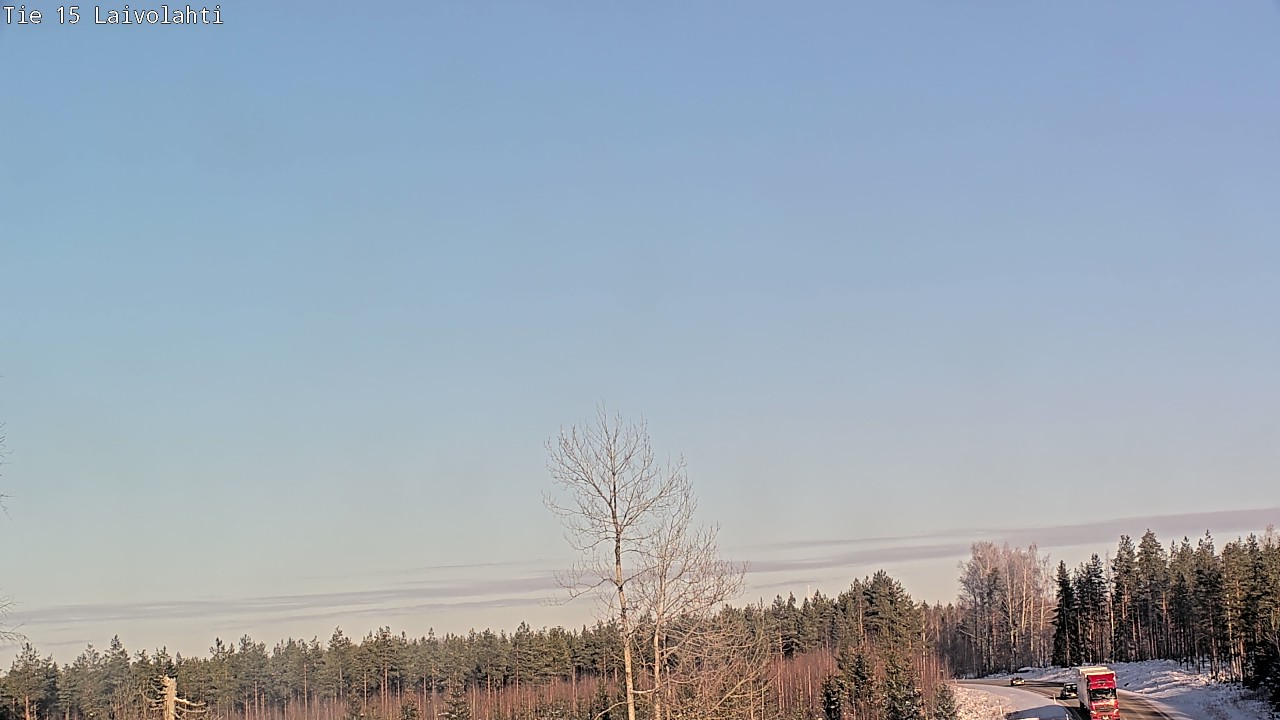 Weather Camera Image Väg 15 Laivolahti, Mäntyharju, Etelä-Savo