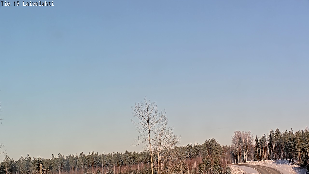 Weather Camera Image Väg 15 Laivolahti, Mäntyharju, Etelä-Savo