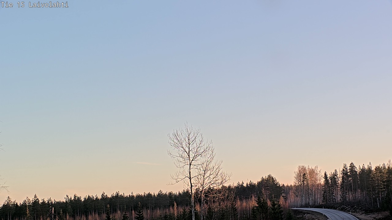 Weather Camera Image Väg 15 Laivolahti, Mäntyharju, Etelä-Savo
