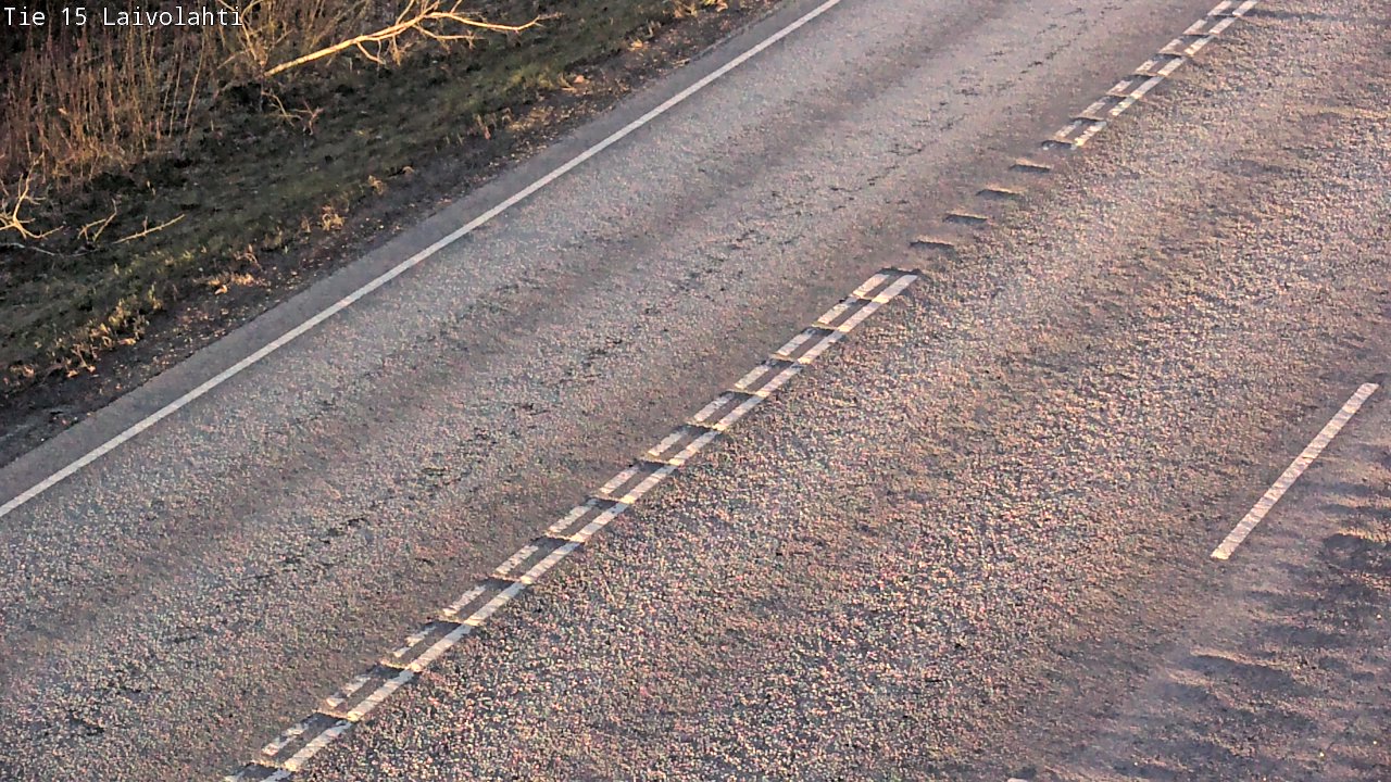 Weather Camera Image Väg 15 Laivolahti, Mäntyharju, Etelä-Savo