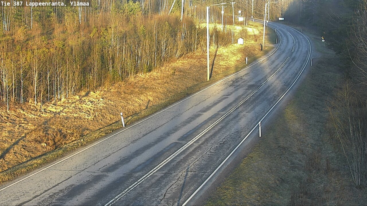 Weather Camera Image Väg 387 Villmarstrand, Ylämaa, Lappeenranta, Etelä-Karjala